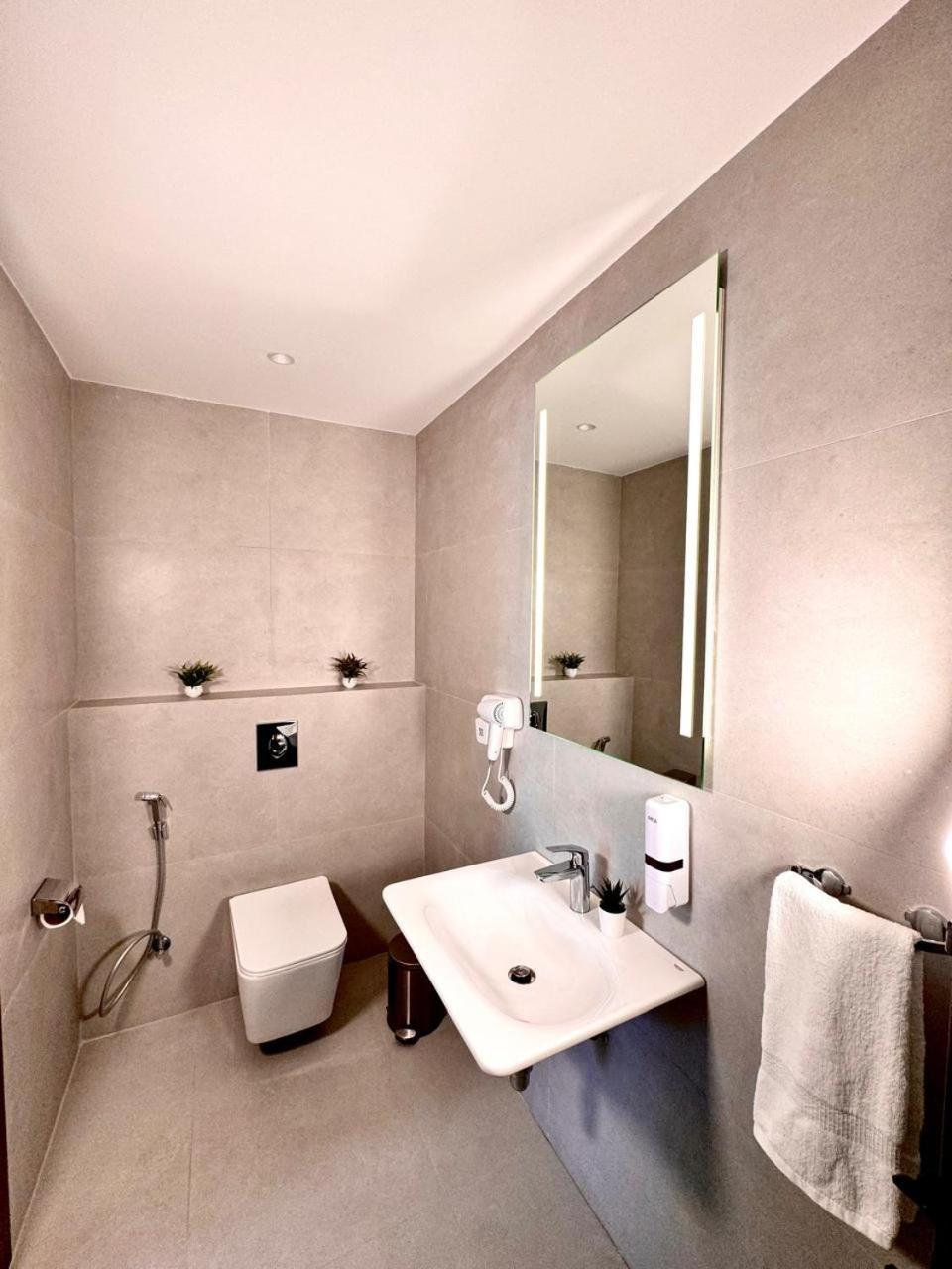 New Merryland Hotel Amman Luaran gambar
